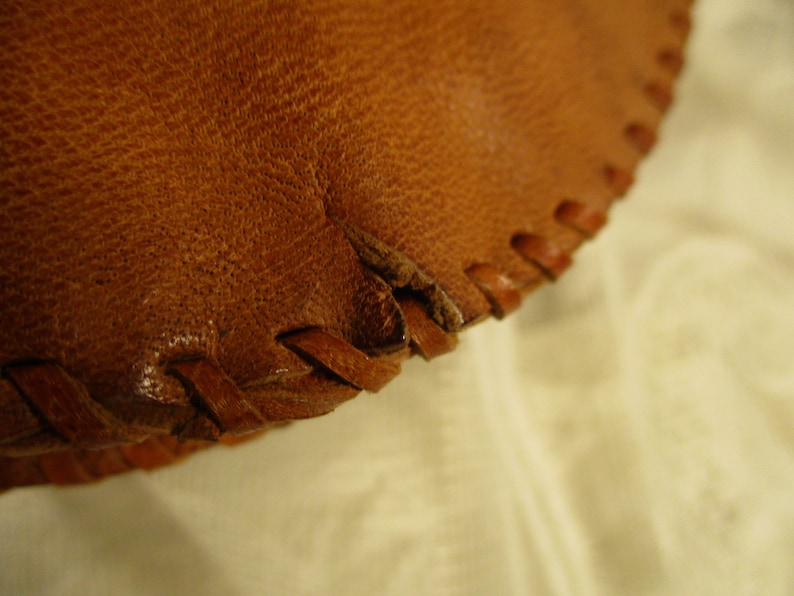 elephant embroidered leather shoulder bagclutch