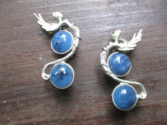 Particolari art nouveau winged female clip earring