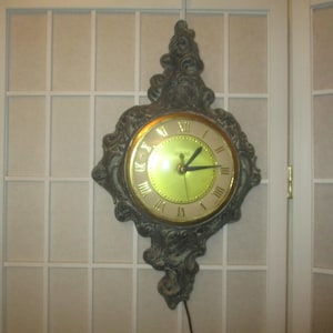 Vintage United Clock - Etsy