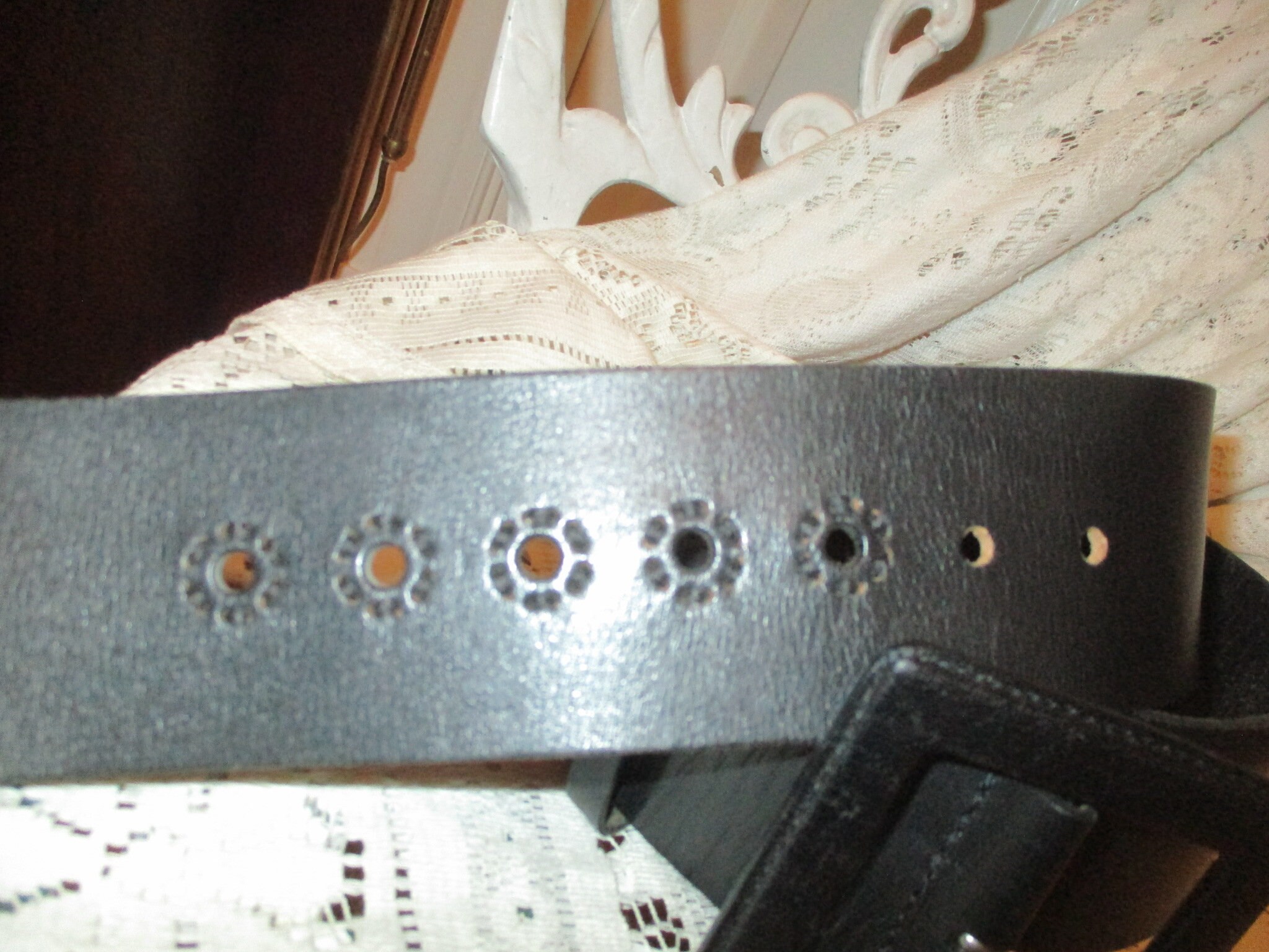 Coldwater Creek Black Leather Woven Belt SMALL Beltiscool 2 Inch Wide Genuine Leather Braided Woven Round  main image 2