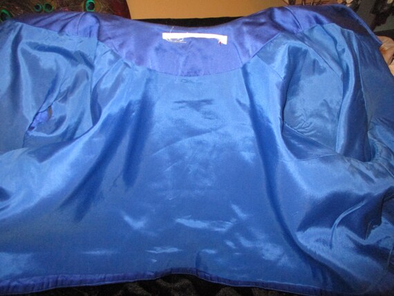 cropped satin swing jacket/blazer - image 8