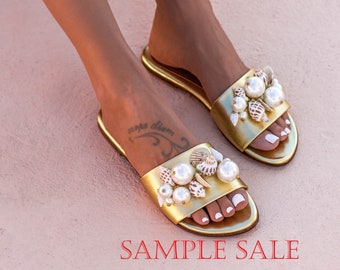 Sample Sale CECILIA taille 37, sandales slide dorées, sandales dorées, sandales en cuir femmes