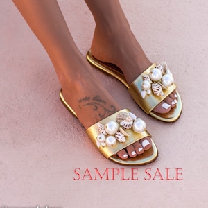 Muster Verkauf CECILIA Größe 37, Gold Slide Sandalen, Sandalen aus Leder, Damen Ledersandalen