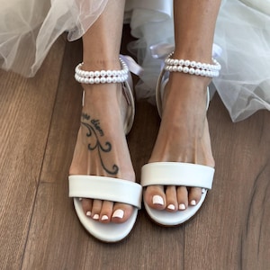 Wedding sandals, sandals for bride, white sandals with pearls and satin bows, wedding shoes flat, wedding sandals ivory, AMELIA