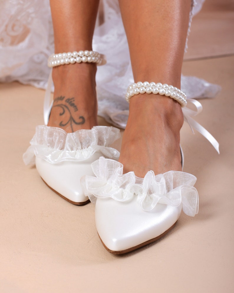 Hochzeitsschuhe, Lederschuhe für die Braut, D'Orsay Schuhe Hochzeit Ballerinas, Elfenbein spitze Schuhe mit Perlen, Brautschuhe GISELLE flache Schuhe Ivory