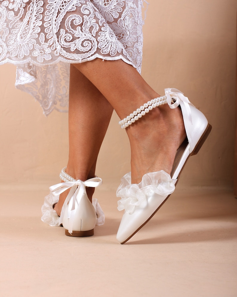 Hochzeitsschuhe, Lederschuhe für die Braut, D'Orsay Schuhe Hochzeit Ballerinas, Elfenbein spitze Schuhe mit Perlen, Brautschuhe GISELLE flache Schuhe Bild 7