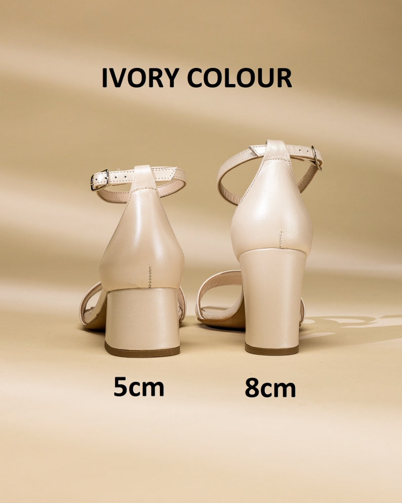 Talons blocs de mariage, talons ivoire pour la mariée, sandales en cuir ivoire de mariage à talons carrés, chaussures de mariage bloc à talons hauts, ivoire SIMPLY CHIC Ivory / 8cm