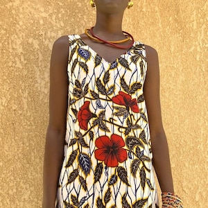 Women's African wax cotton dress, an elegant and authentic summer dress with this Ankara print in red hibiscus on white background