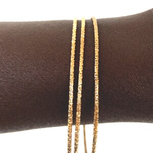 Lot De 3 Bracelets Jonc Fantaisie - Résine Noire Et Blanche - 194 Grammes - Occasion