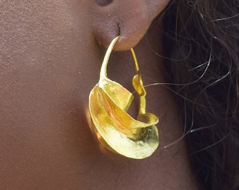 African Fulani earrings in gold brass an ethnic peul jewelry handmade in Mali