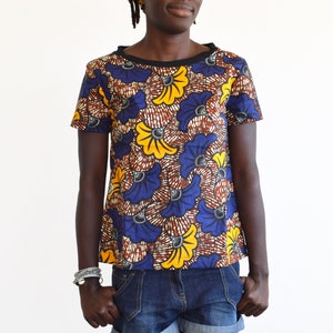 Ankara print top, Women&#39;s tee shirt in yellow/blue wedding flower pattern, cotton wax fabrics