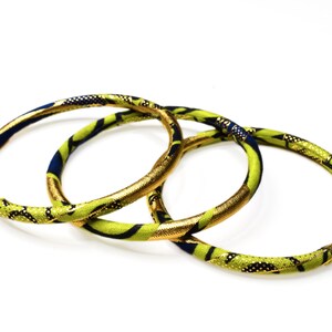 Ankara bangles, ethnic wax jewel in two sizes, matching bracelets in gold/green colors image 4