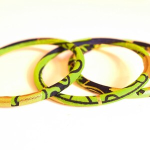Ankara bangles, ethnic wax jewel in two sizes, matching bracelets in gold/green colors image 10