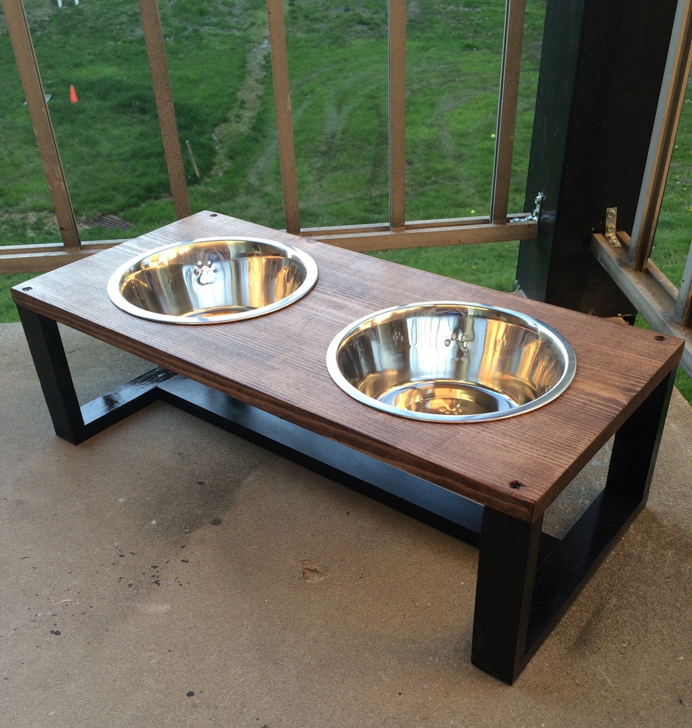 Wooden Dog Bowl Holder : 5 Steps (with Pictures) - Instructables