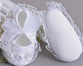 Baby white satin and lace shoes, Newborn Baptism and christening white lace shoes, white satin flower crib shoes