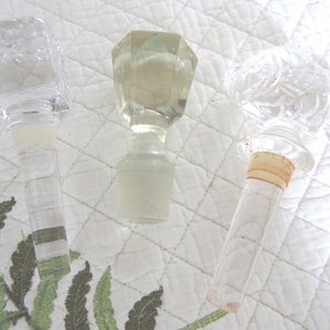 Vintage Glass Bottle Stoppers: Fish, Die, Diamond Bar Accessories