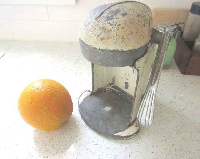 Vintage Juice O Mat Juicer Retro Kitchen Silver and White Heavy Metal