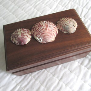 Vintage Wooden Box with Shells: Coastal Decor Storage