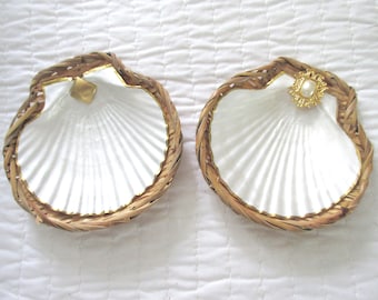 Vintage Scallop Shell with Wicker Charger and Gold Trim and Vintage Jewelry Shell Ring Dish Jewelry Drop Coastal Decor Beach House Decor