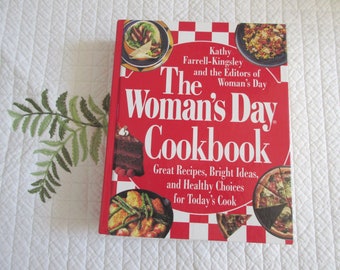 Vintage Womans's Day Cookbook Red and White Checked with Color Photos 1995 Hardback One Year's Menus Green and White Text