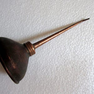 Vintage Mini Copper Oil Can: Small Machinery, Desk Accessory