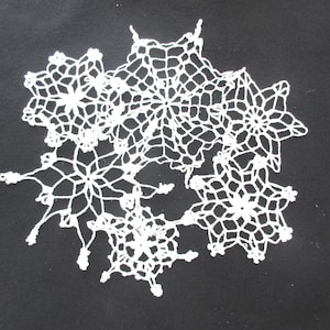 Vintage Set of Six Crocheted Snowflakes White Snowflakes with Sparkle Handmade Spider Snowflakes Starched Snowflakes