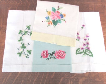 Vintage Linens Assorted Napkins Appliqued Embroidered Soft Cotton Linen Napkins Floral Embroidered Appliqued Finger Towels