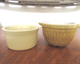 Vintage Set of 2 Pale Yellow Ceramic Custard Cups Small Ramekins Vintage Kitchen Pottery Fiesta Custard Cup D