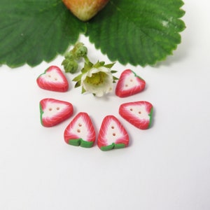 Strawberry buttons Fimo