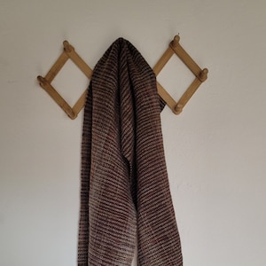 Sheep&#39;s wool handwoven scarf