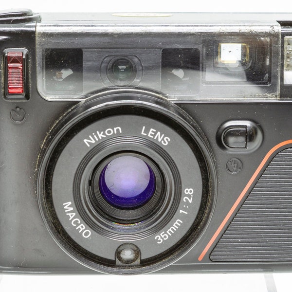 Non-working Nikon One Touch 35mm Point & Shoot film Camera