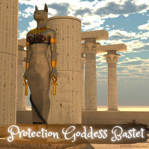 Pode incluir: Uma estátua dourada da deusa egípcia Bastet, representada como uma mulher com cabeça de gato, fica em frente a uma fileira de colunas com hieróglifos. A estátua segura dois símbolos de ankh dourados em suas mãos. O fundo apresenta um céu azul com nuvens brancas.