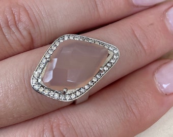 Modern Rose Quartz Sterling Ring (s.7)