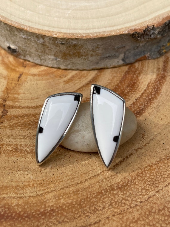 Retro Modern White Onyx Post Earrings