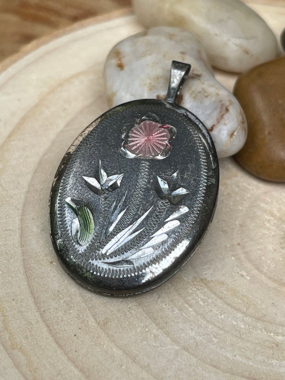 Vintage Sterling Silver Locket with Etched Flowers