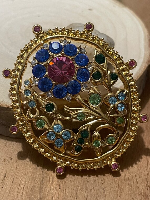 1998 Limited Edition Trifari Flower Brooch