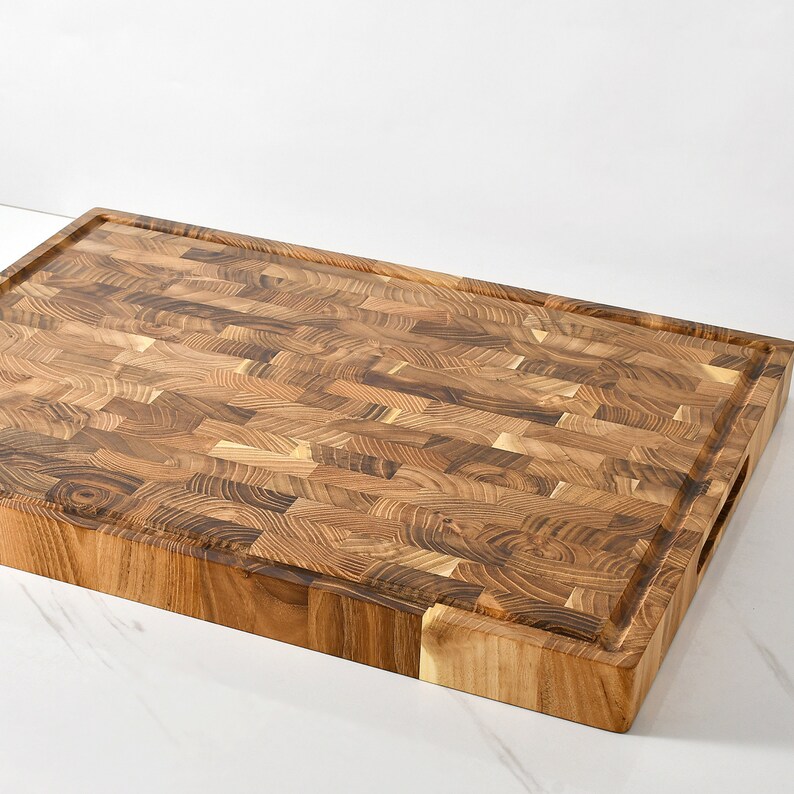 Large Teak End Grain Cutting Board - Thumbnail 3