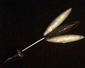 Vintage Art Deco Celluloid Pin