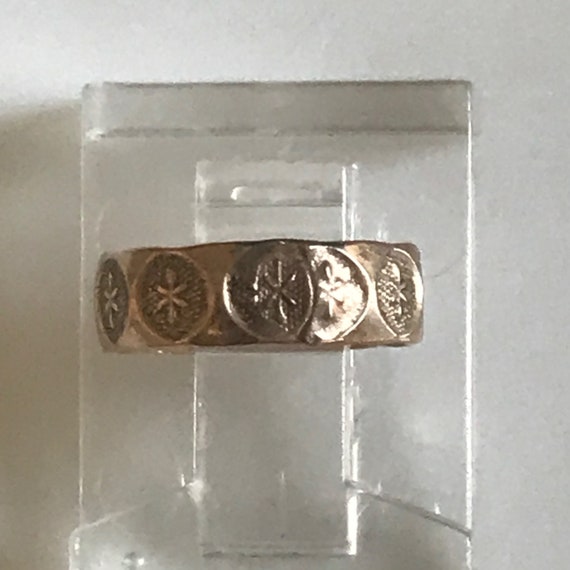 Tiny Antique 10K Gold Embossed Baby Ring - image 10