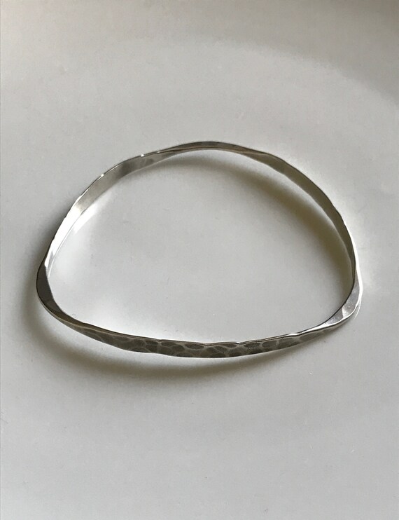 ヴィンテージ ハンマー加工 スターリングシルバー トライアングル