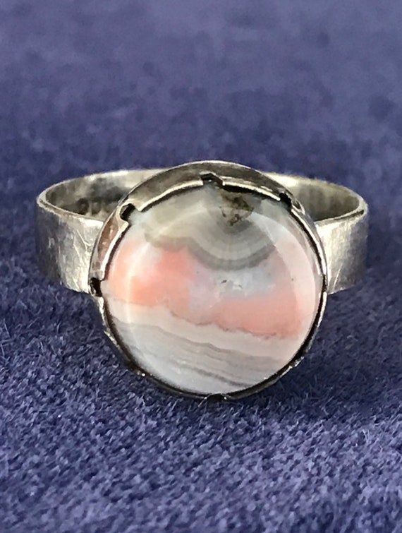 Vintage Handsome Sterling Silver Agate Ring with H