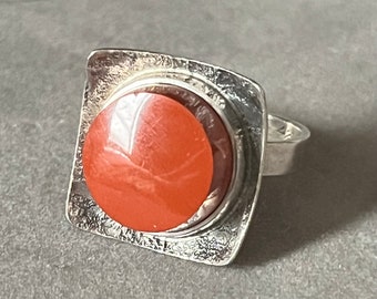Bague moderniste en argent 813 vintage avec pierre orange ronde Finlande