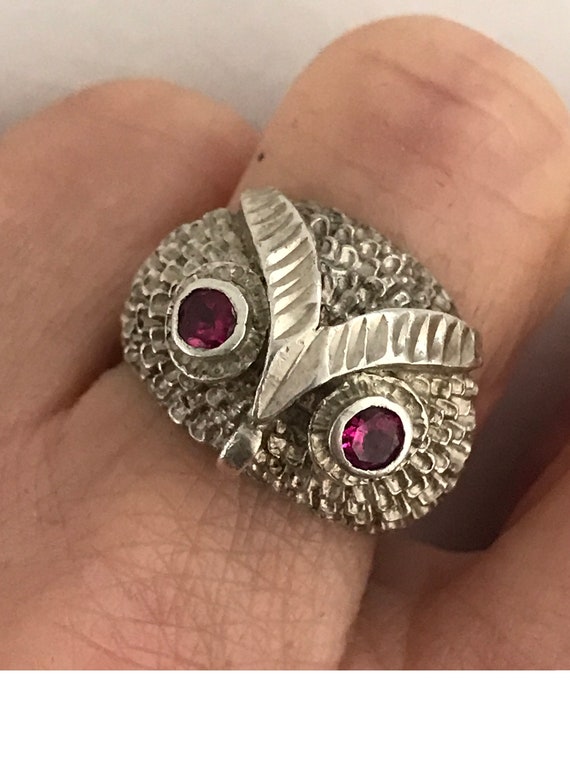 Vintage Sterling Silver Owl Ring with Sparkly Rub… - image 9