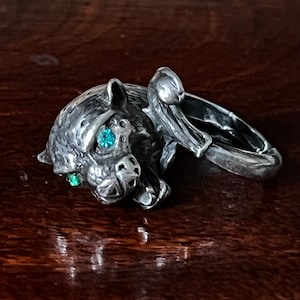 Vintage Sterling Silver Panther Ring With Green Eyes