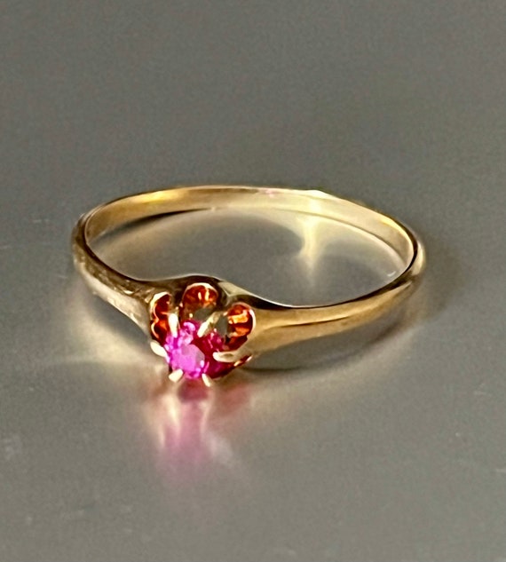 Vintage 14K Yellow Gold Ruby Solitaire Ring Marked