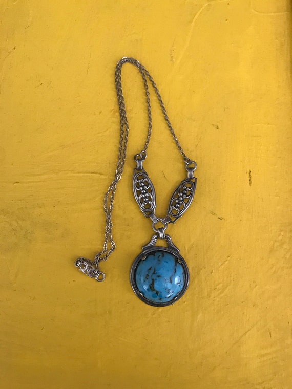 Collier Coeur Argenté Avec Pierre Bleue Art Déco Vintage – Chaine Et Pendentif Rétro
