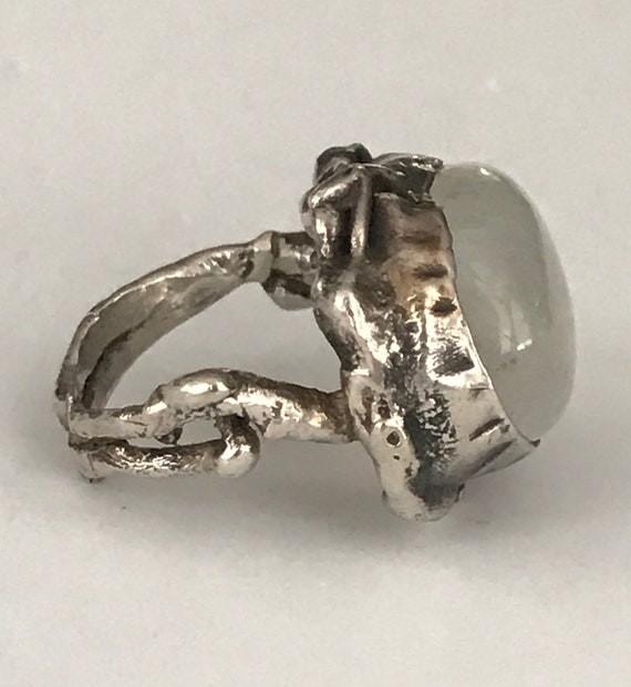 Unique Artisan Sterling Silver Ring with Oval Beze