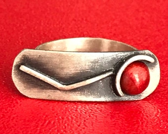 Anello e orecchini in argento sterling modernista vintage con corallo, marchiati 925 BK