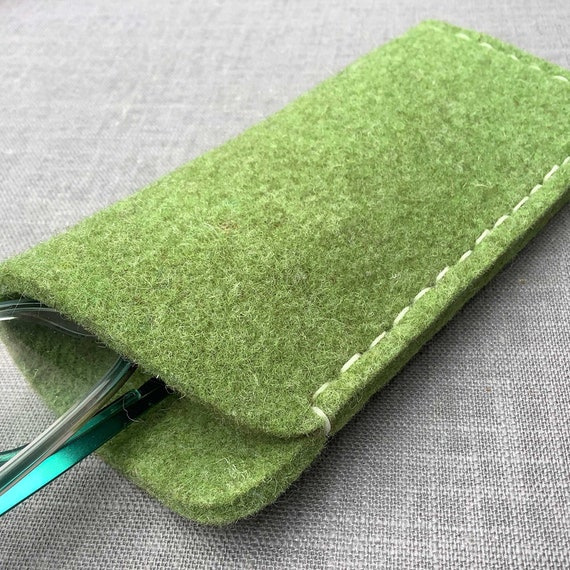 Make Your Own Glasses Case in thick wool felt – Joe's Toes US