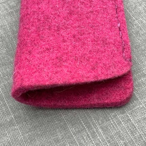 Fuchsia pink wool felt glasses case, hand stitched in England made by Amanda from Joe's Toes